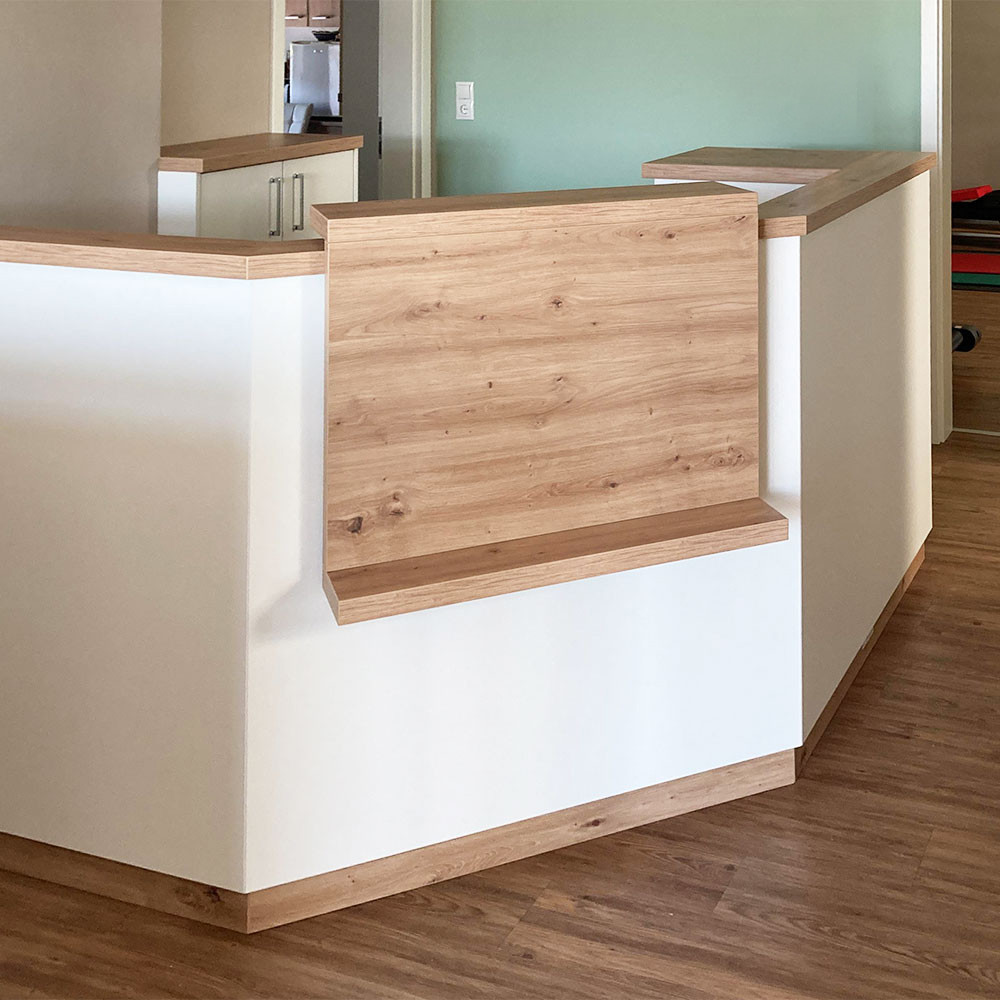 Empfangstresen Arztpraxis